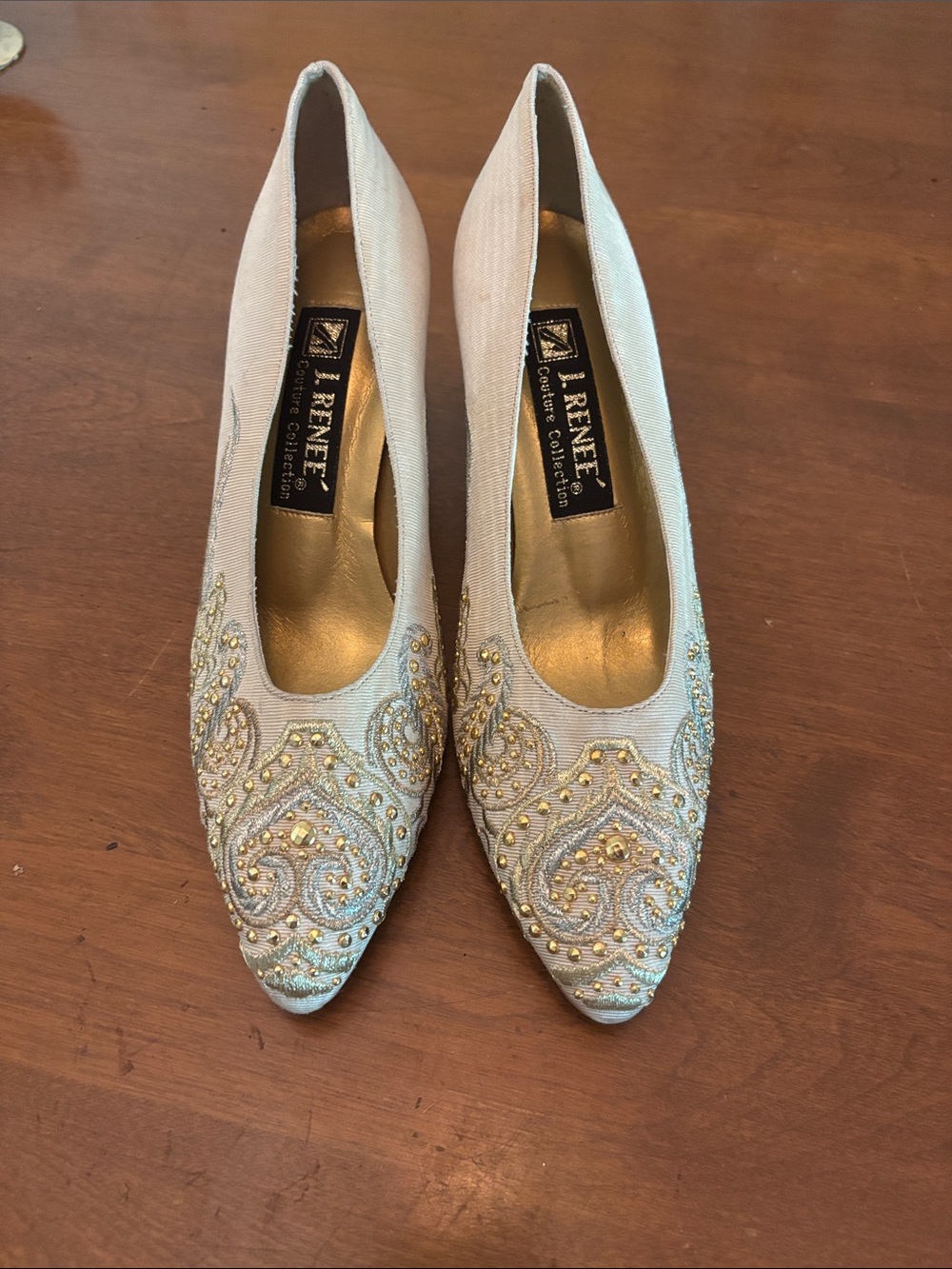 VTG J.Renee Couture Collection Gold Embroidered Beaded Pumps 6.5